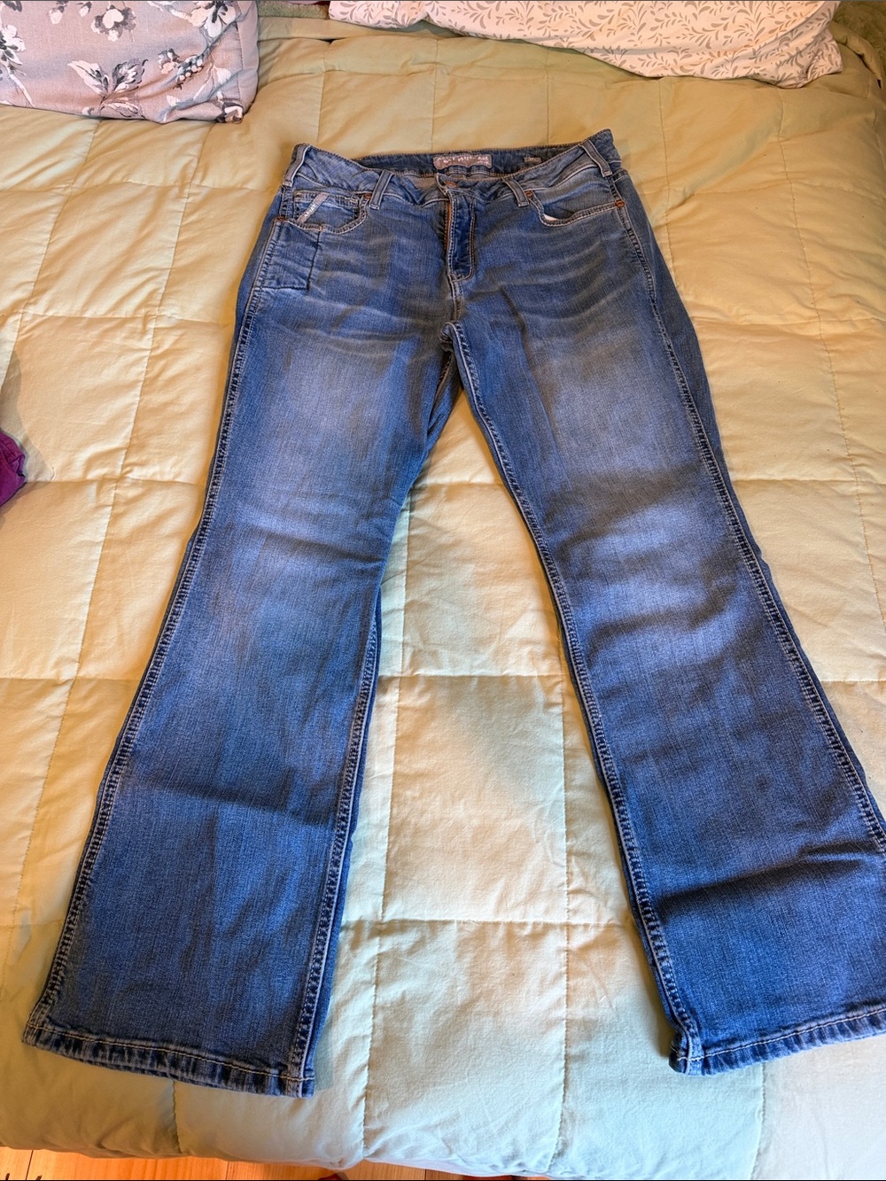 Ariat Women's Medium Blue Flare Jeans